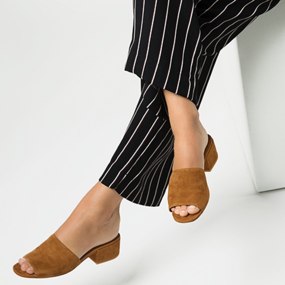 Vince Shoes - Vince 💝 Rachelle 2 Suede Block-Heel Mule Sandal